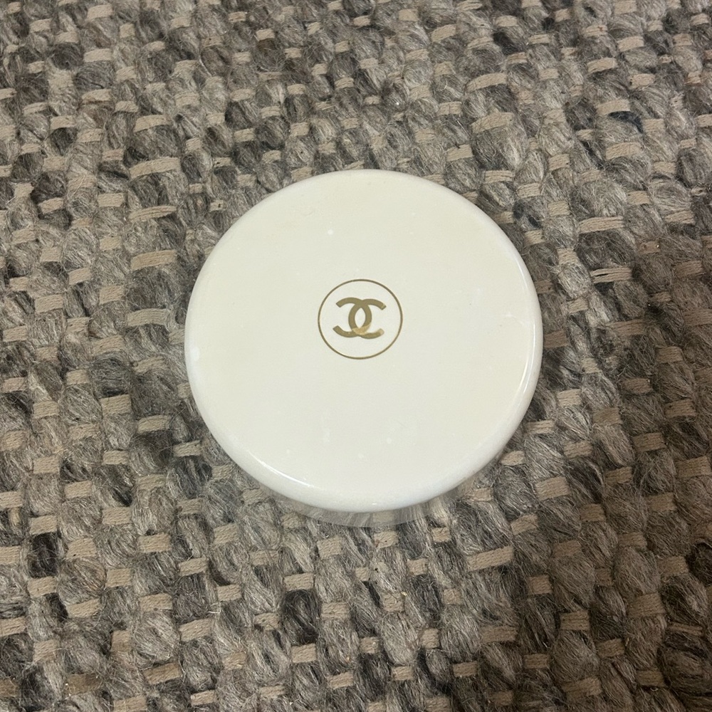 Vintage Chanel N°5 Bath Powder Case top only